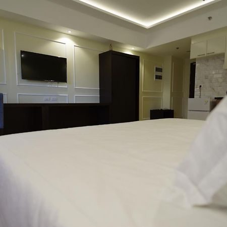 Luxe In Venice Aparthotel Taguig Εξωτερικό φωτογραφία